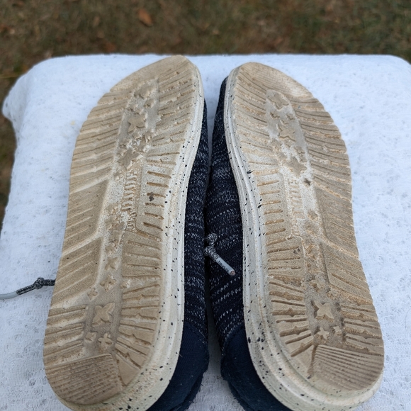 Hey Dude Womens Wendy Sox sz 8 Blue GUC - Picture 4 of 6